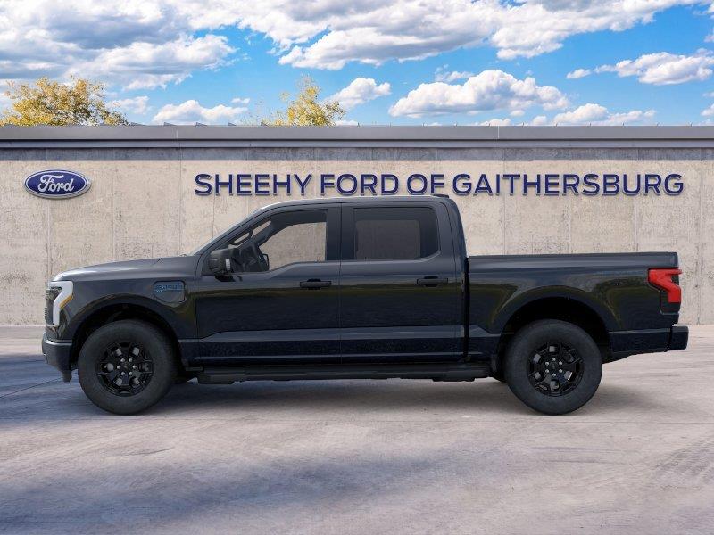 New 2025 Agate Black Metallic Ford XLT image 4
