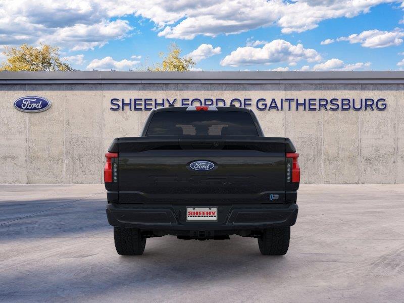 New 2025 Agate Black Metallic Ford XLT image 6