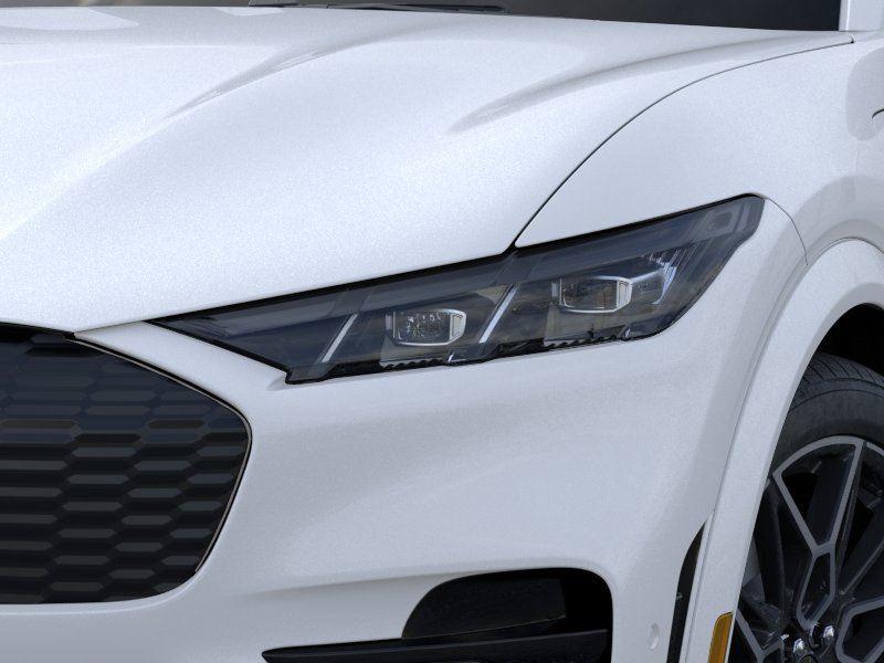 New 2025 Star White Metallic Tri-coat Ford GT image 18