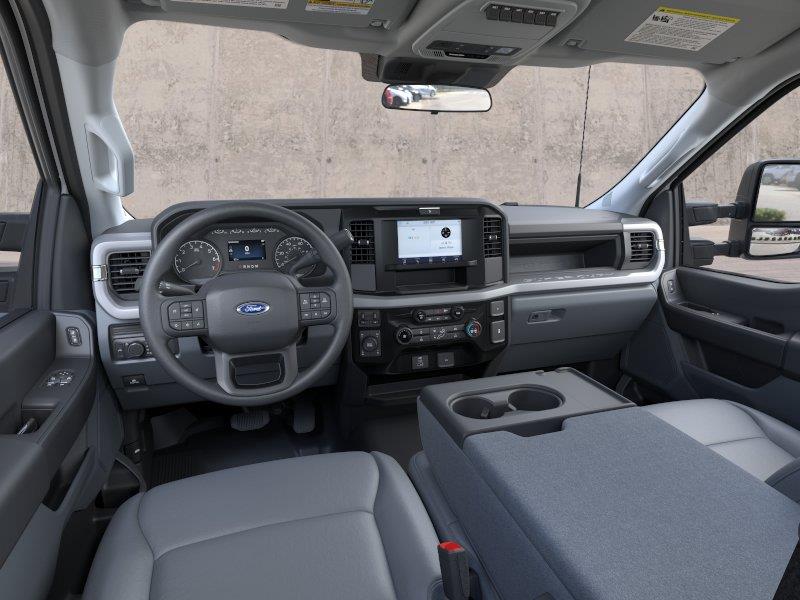 New 2026 Oxford White Ford XL image 9