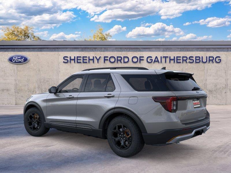 New 2026 Carbonized Gray Metallic Ford Tremor image 5