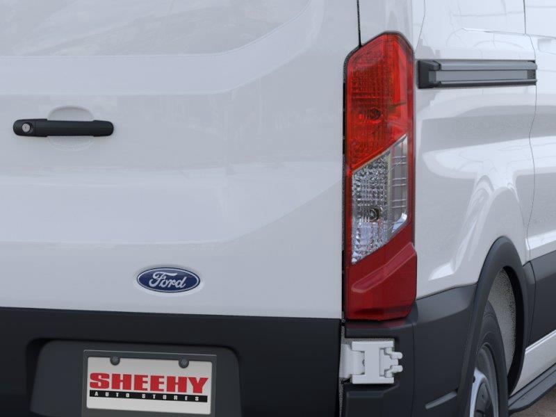 New 2026 Oxford White Ford 250 image 21