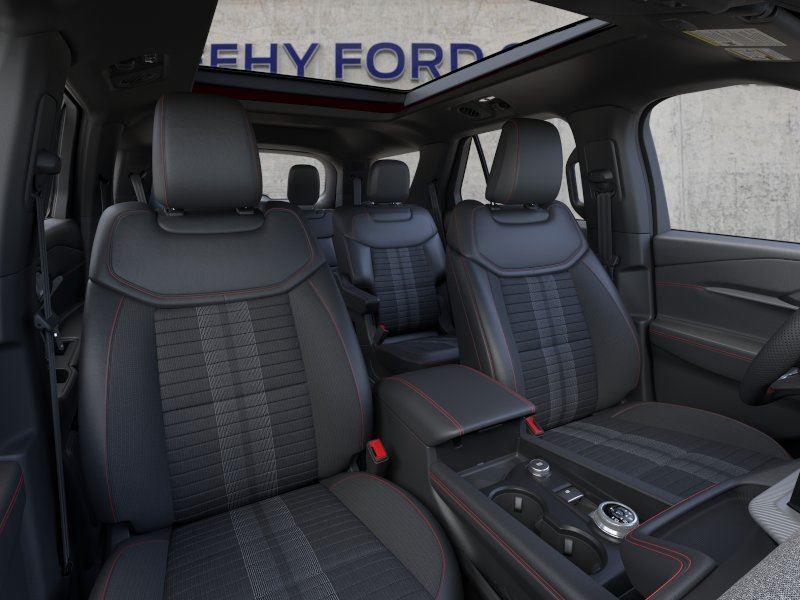 New 2026 Rapid Red Metallic Tinted Clearcoat Ford ST-Line image 10