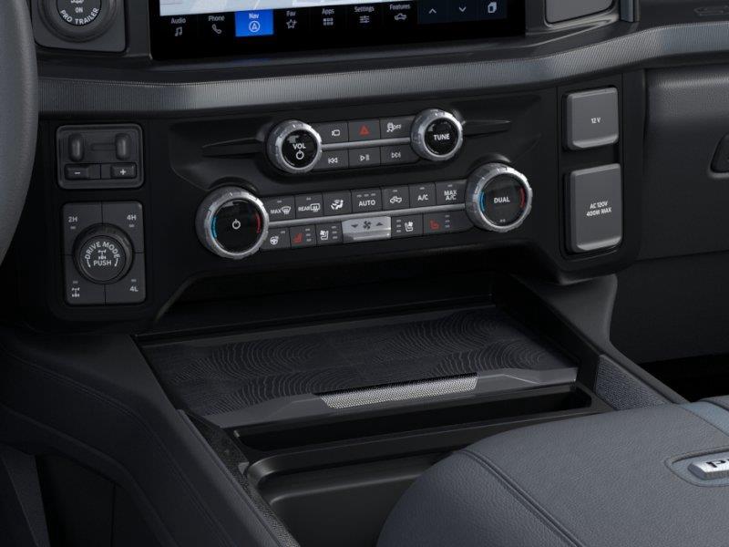 New 2026 Star White Metallic Tri-Coat Ford Platinum image 15