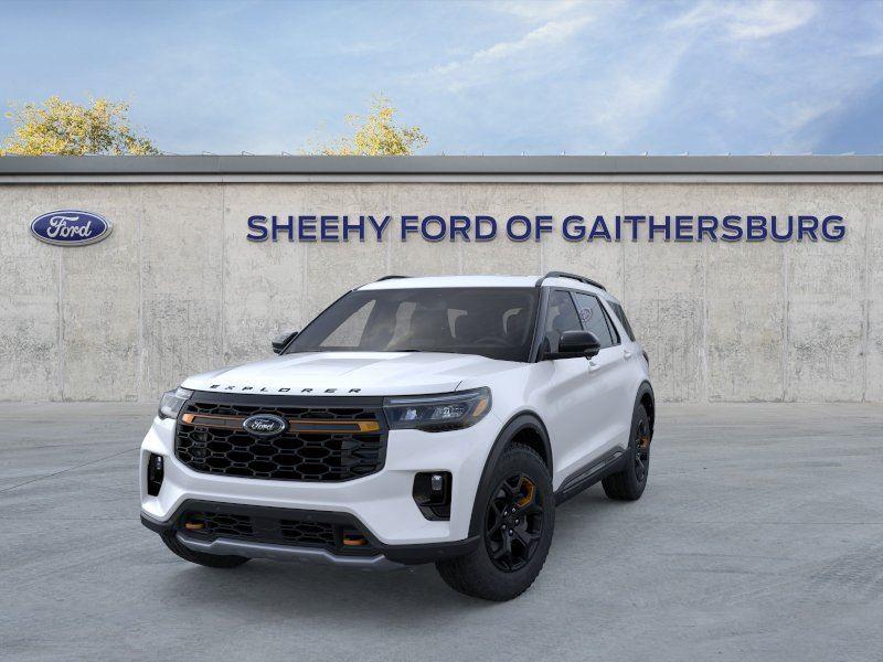 New 2026 Star White Metallic Tri-Coat Ford Tremor image 3