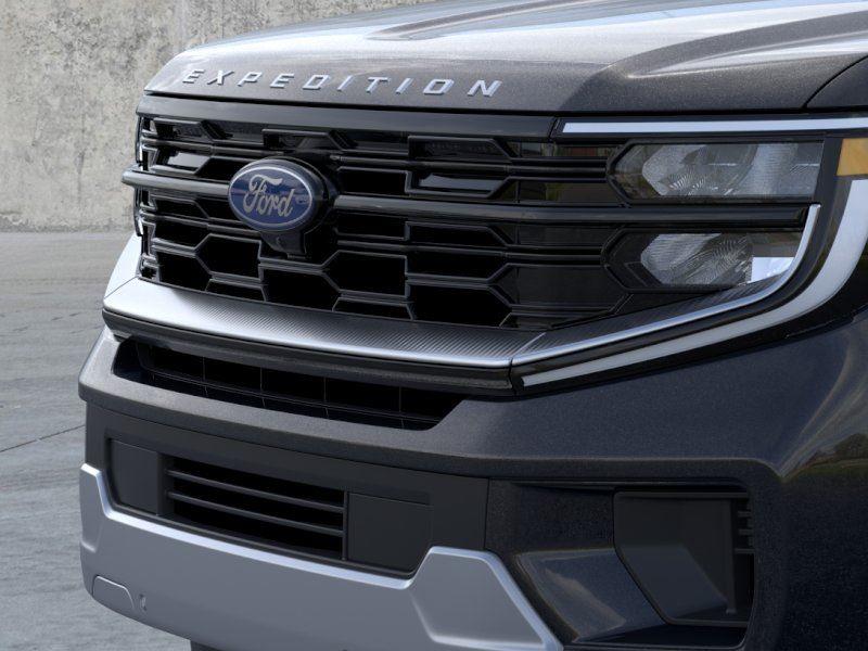 New 2026 Agate Black Metallic Ford Platinum image 17