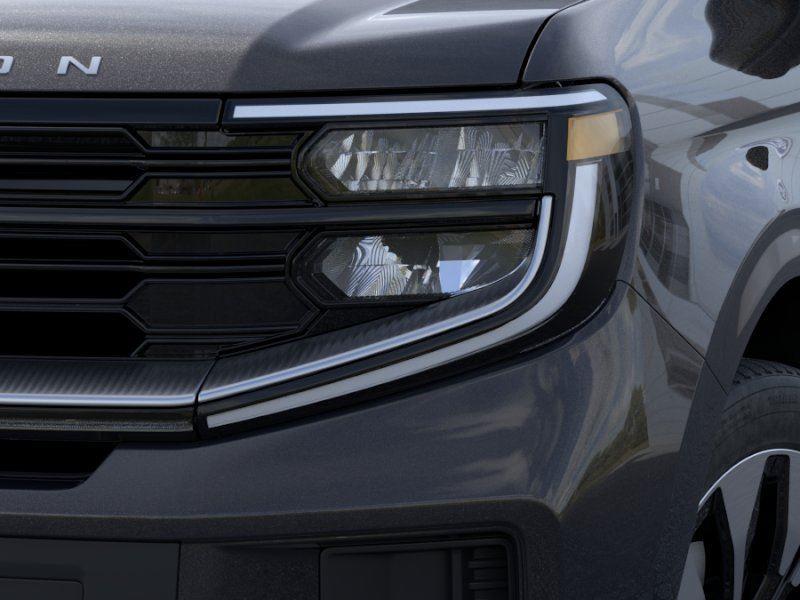 New 2026 Agate Black Metallic Ford Platinum image 18