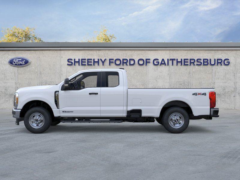 New 2026 Oxford White Ford XL image 4