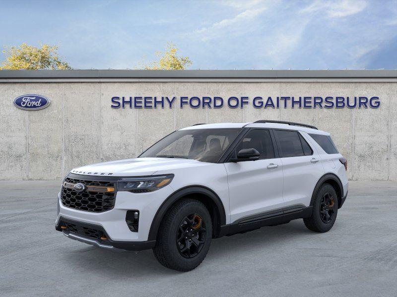New 2026 Space White Metallic Ford Tremor image 2