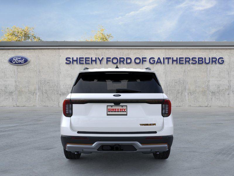 New 2026 Star White Metallic Tri-Coat Ford Tremor image 6