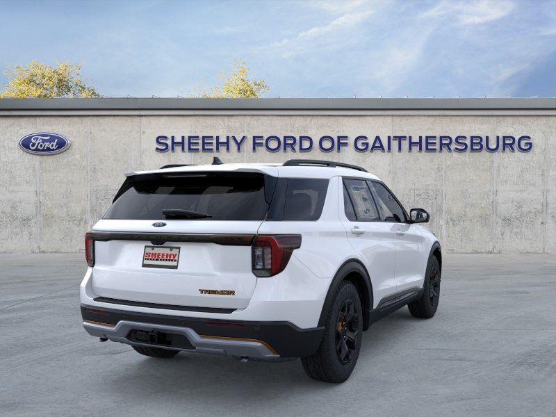 New 2026 Star White Metallic Tri-Coat Ford Tremor image 8