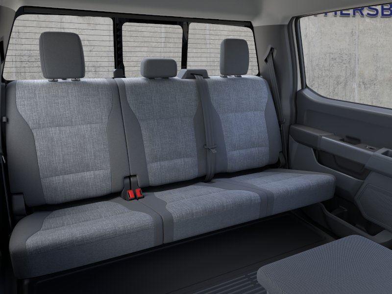 New 2026 Oxford White Ford XL image 11