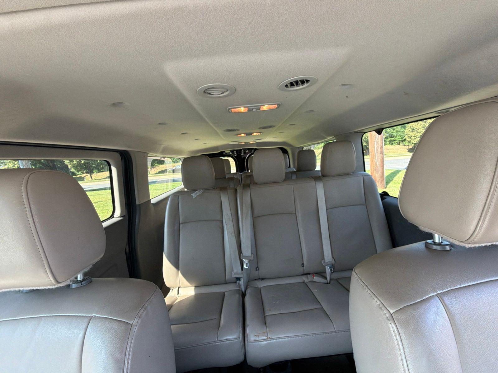 Used 2018 Black Nissan NV3500 HD SL image 26