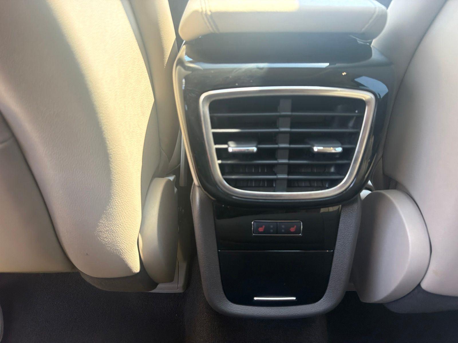 Used 2023 Pristine White Lincoln Reserve image 19