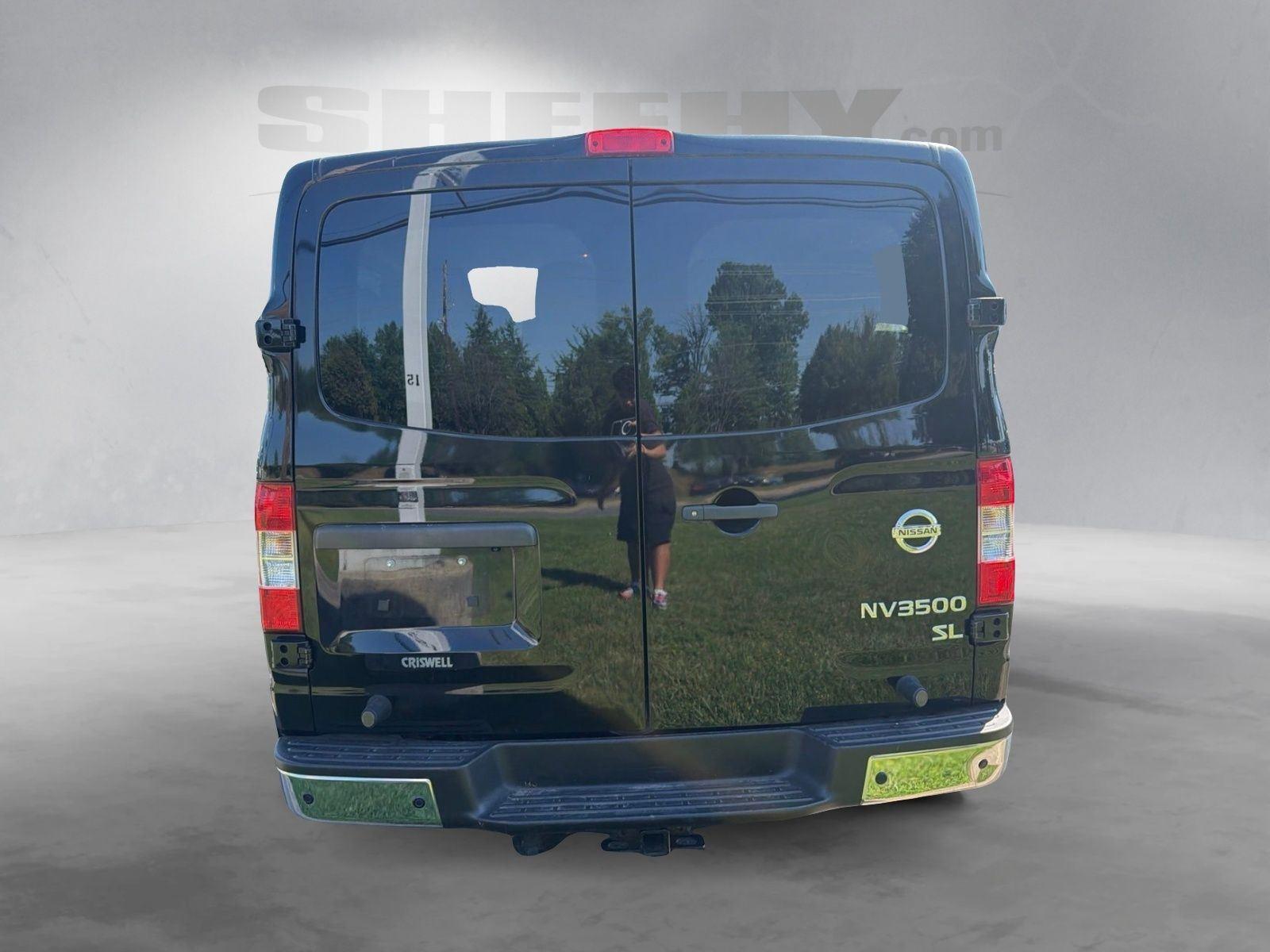 Used 2018 Black Nissan NV3500 HD SL image 12