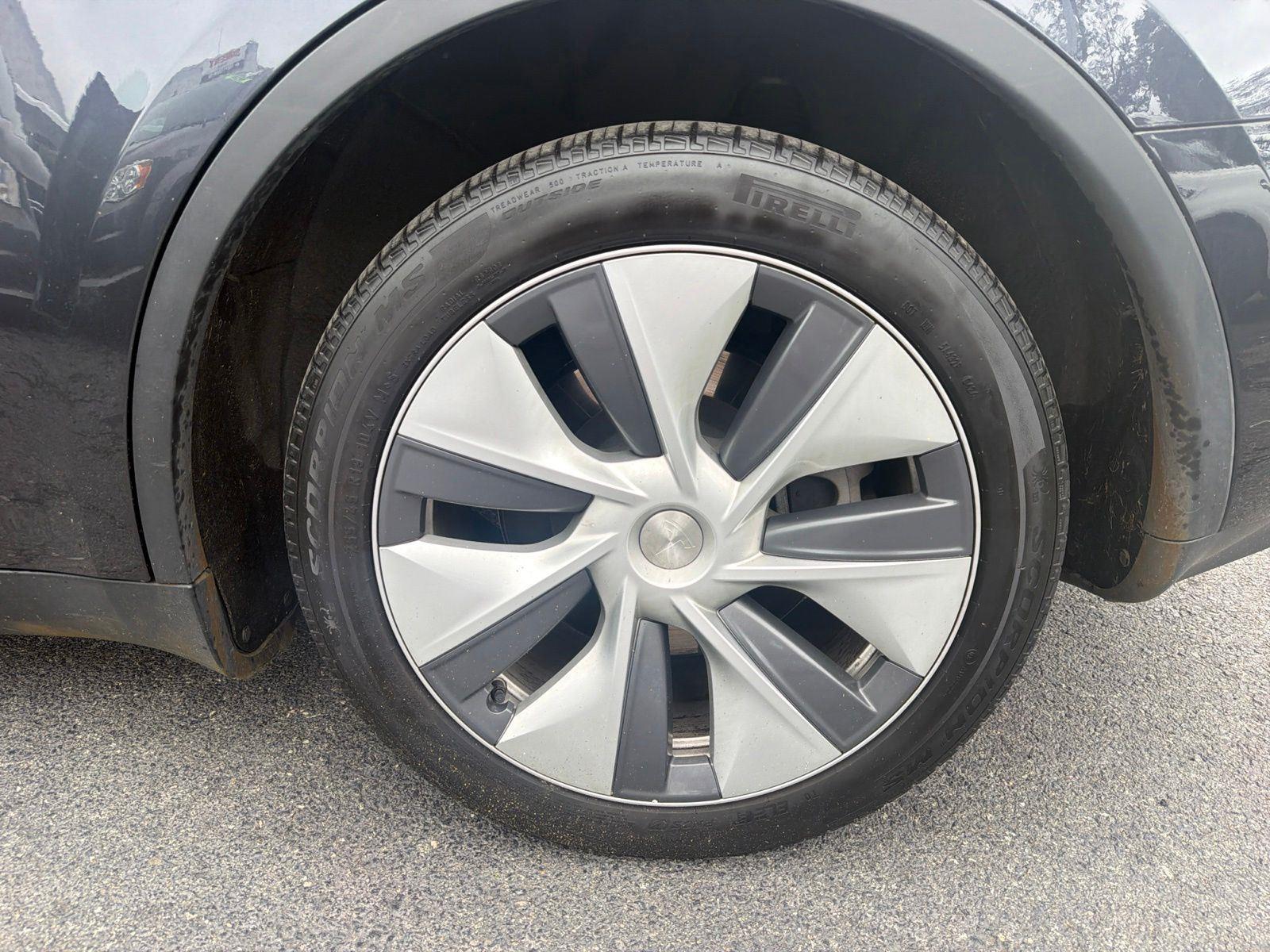 Used 2024 Stealth Gray Tesla Long Range image 22