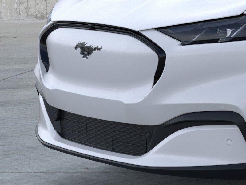 New 2026 Star White Metallic Tri-coat Ford Premium image 17