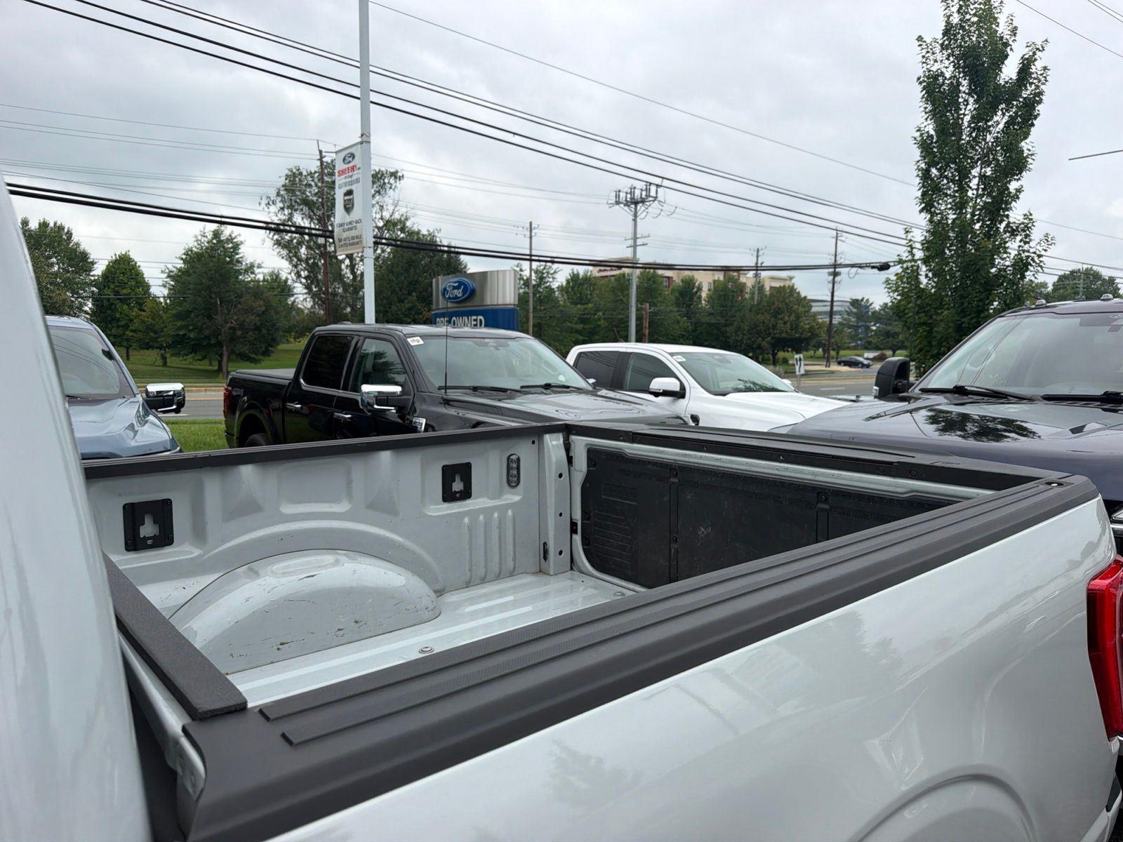 Used 2023 Avalanche Ford XLT image 23