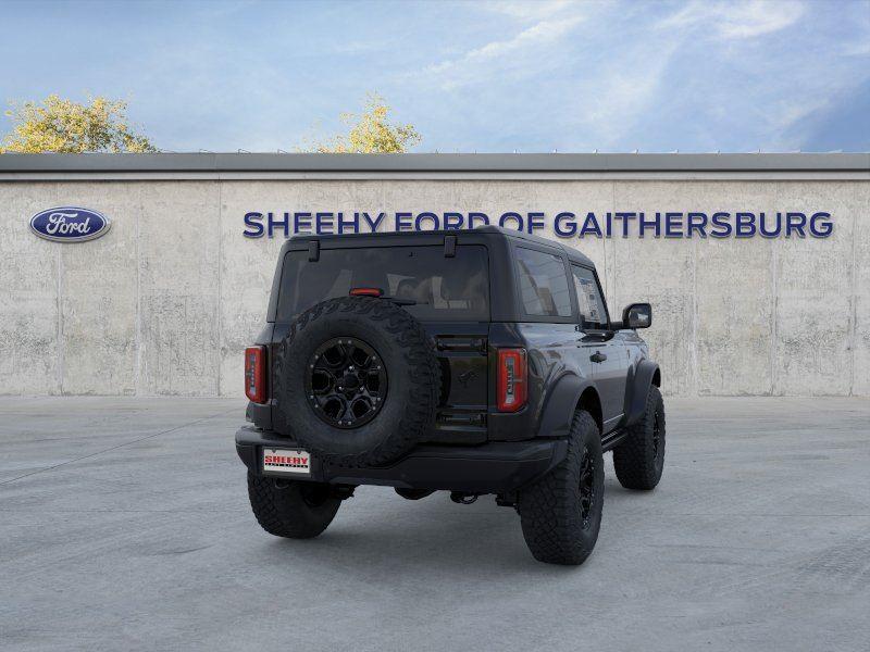 New 2026 Shadow Black Ford Badlands image 8