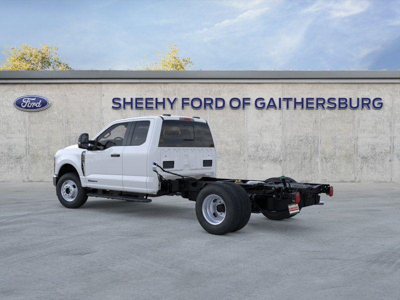 New 2026 Oxford White Ford XL image 5