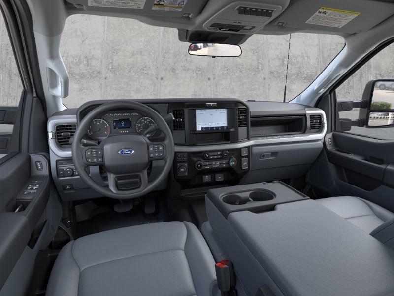 New 2026 Oxford White Ford XL image 9