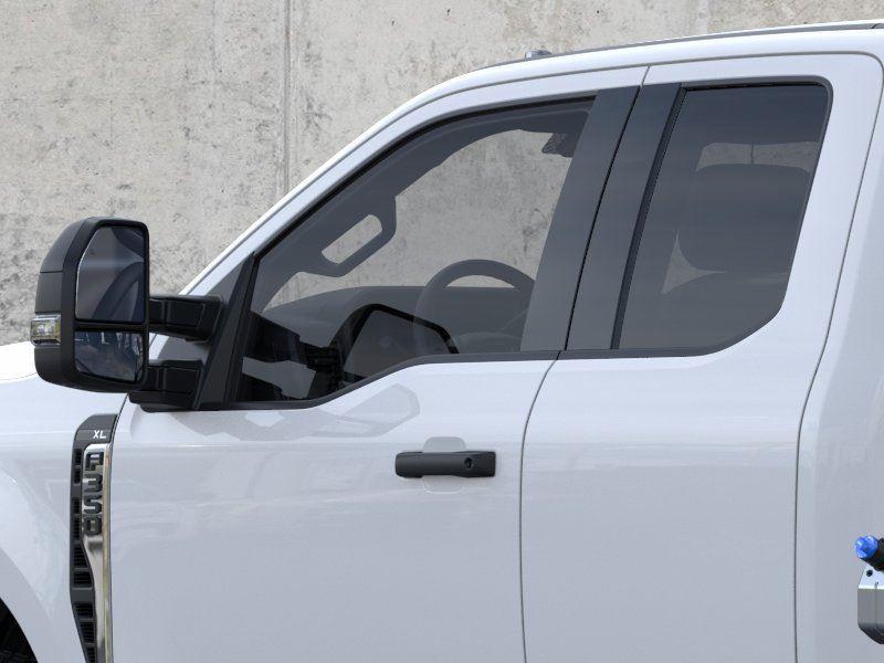 New 2026 Oxford White Ford XL image 20