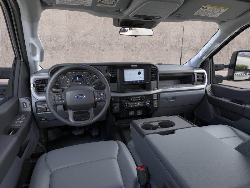 New 2026 Oxford White Ford XL image 9