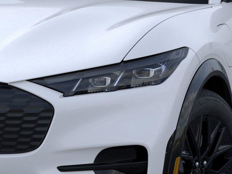 New 2026 Star White Metallic Tri-coat Ford Premium image 18