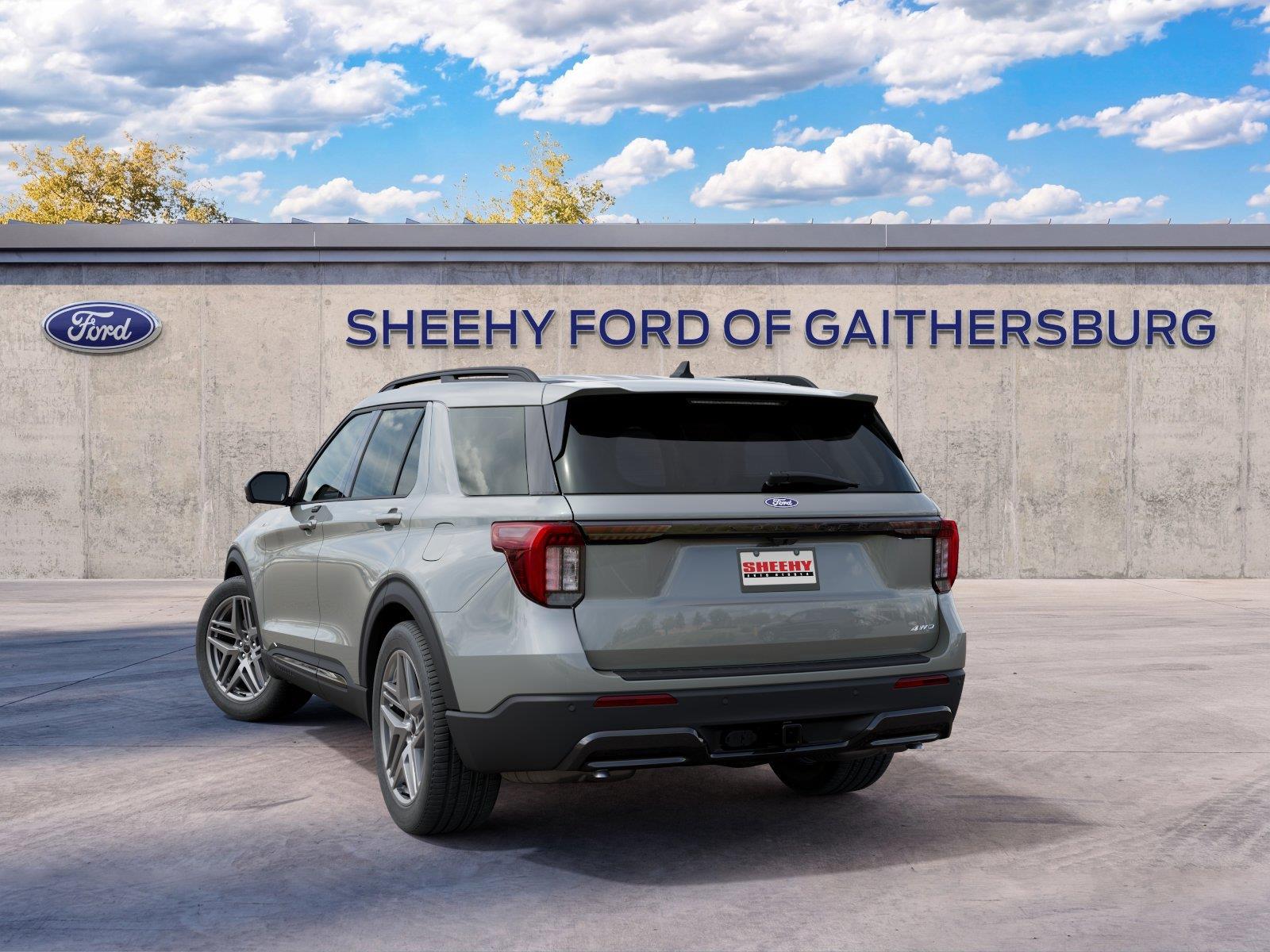 New 2027 Avalanche Gray Ford ST-Line image 4