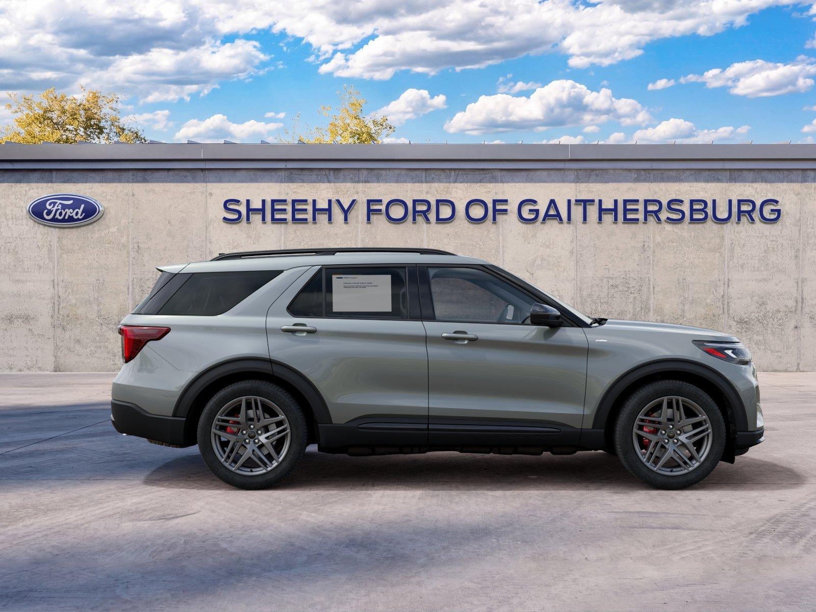 New 2027 Avalanche Gray Ford ST-Line image 8