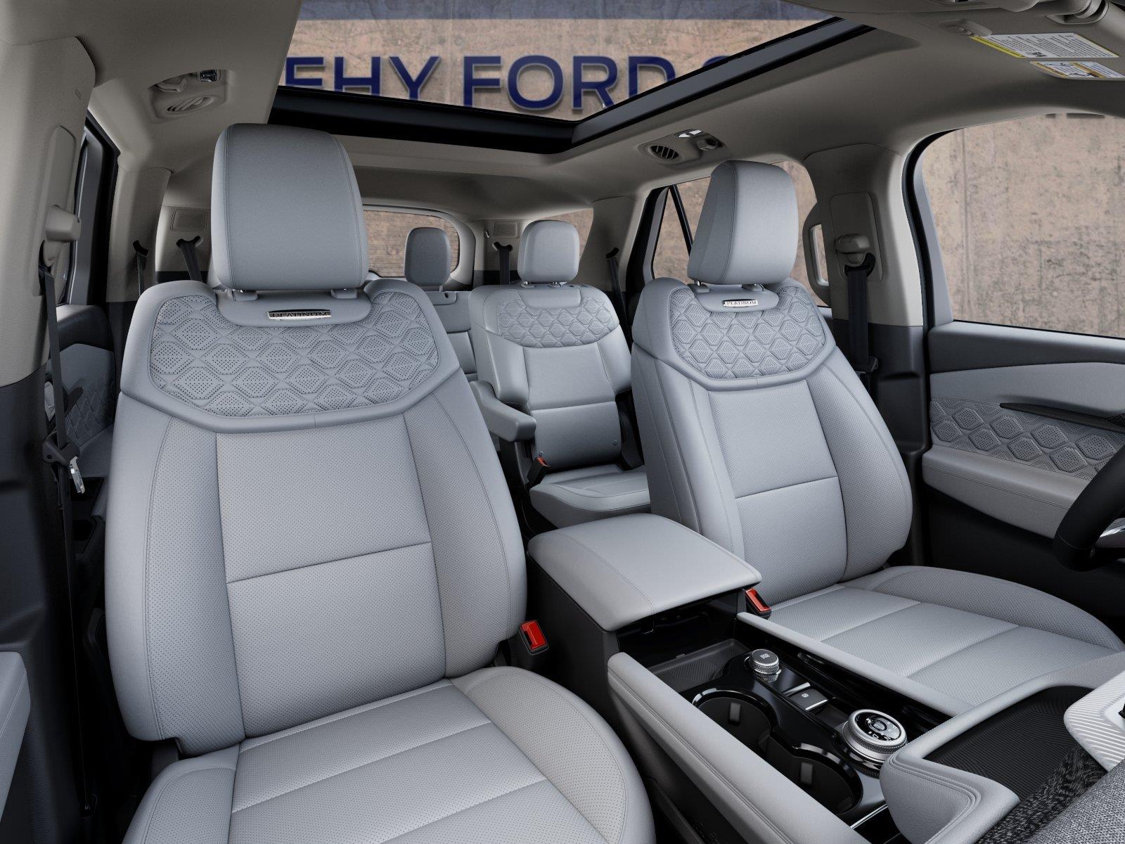 New 2027 Star White Metallic Tri-Coat Ford Platinum image 10