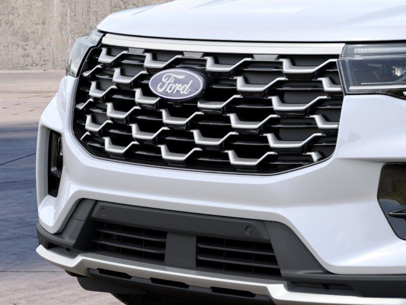 New 2027 Star White Metallic Tri-Coat Ford Platinum image 17