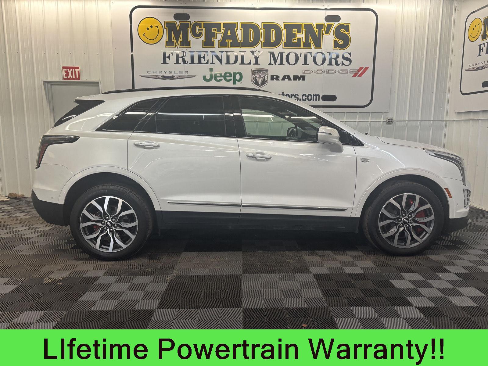 Crystal White Tricoat 2023 Cadillac XT5 Sport AWD SUV / Crossover Four-Wheel Drive 9-Speed Automatic