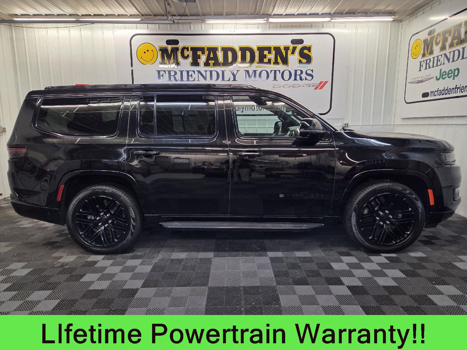 Diamond Black Crystal Pearl 2024 Jeep Wagoneer Series II 4WD SUV / Crossover Four-Wheel Drive 8-Speed Automatic