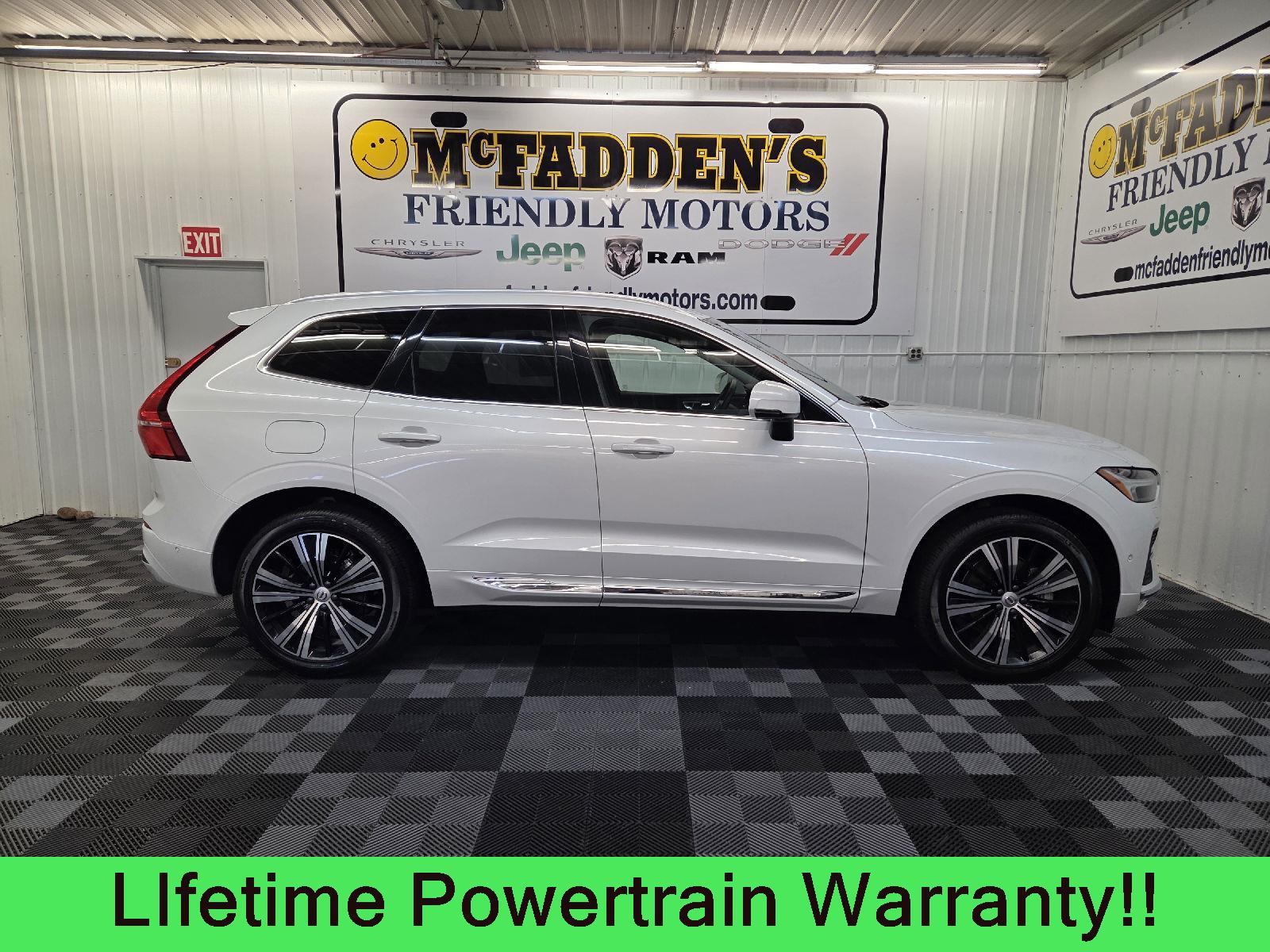  2023 Volvo XC60 B5 Ultimate Bright Theme AWD   