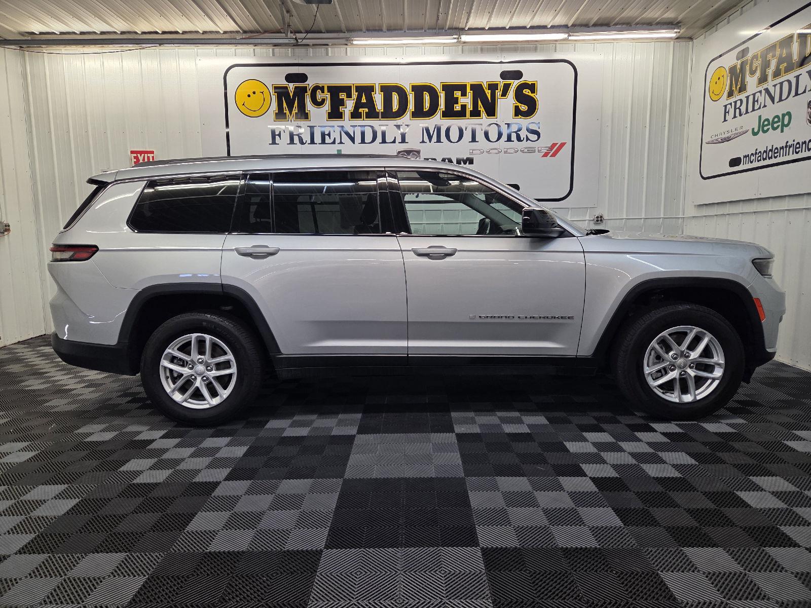 Silver Zynith 2023 Jeep Grand Cherokee L SUV / Crossover Four-Wheel Drive 8-Speed Automatic