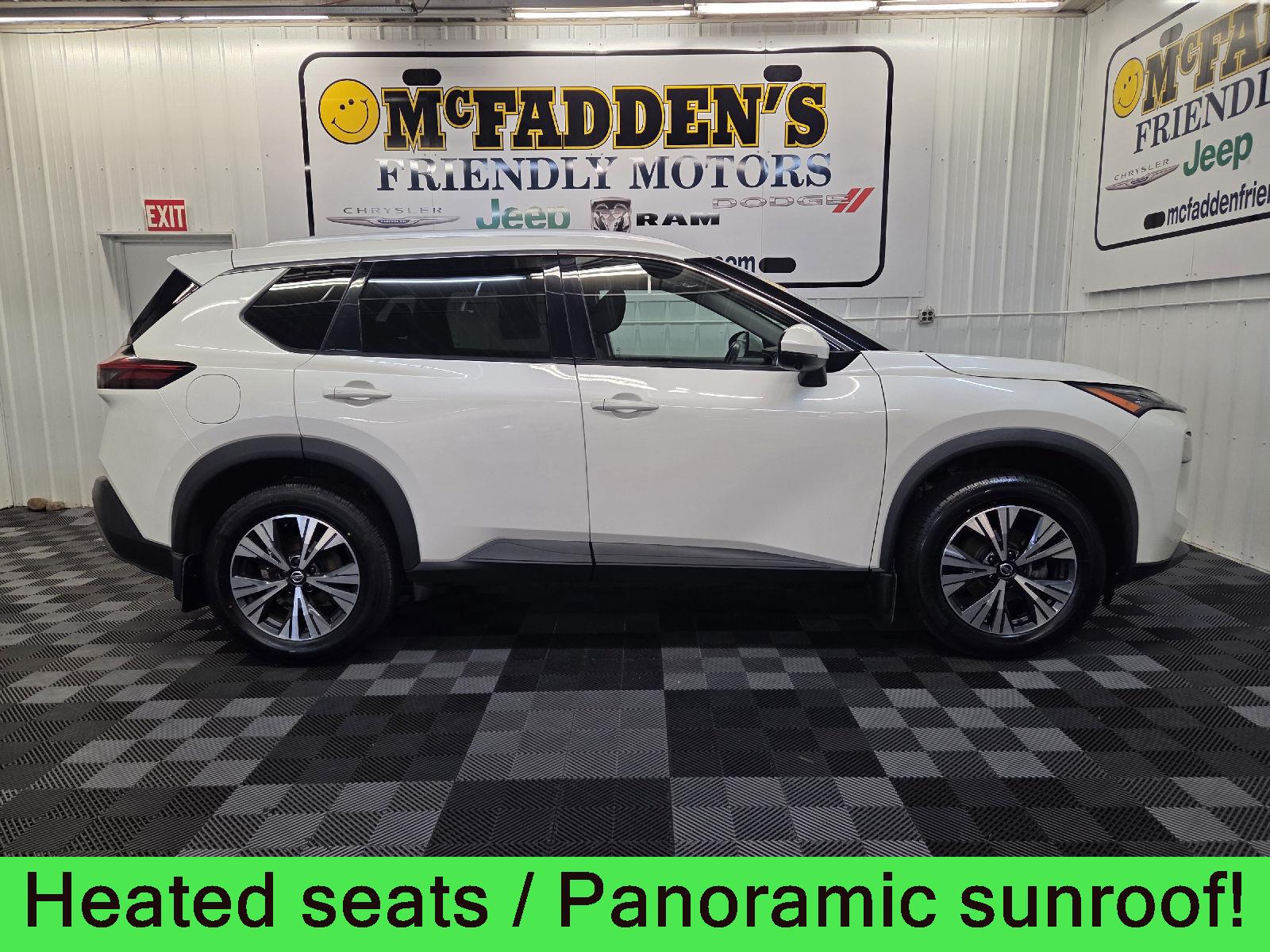 Pearl White Tricoat 2021 Nissan Rogue SUV / Crossover All-Wheel Drive Continuously Variable Transmission