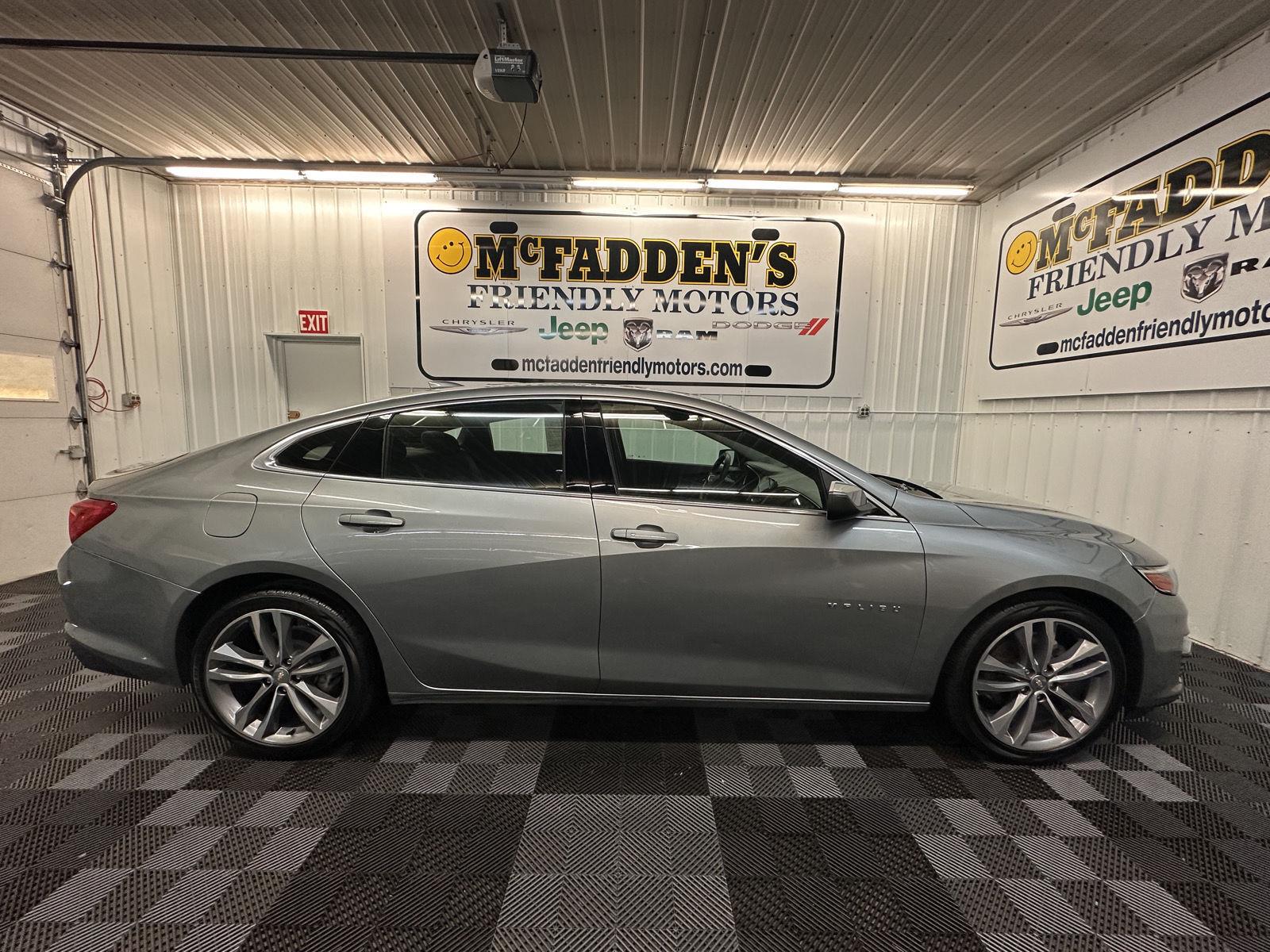 Sterling Gray Metallic 2023 Chevrolet Malibu Sedan Front-Wheel Drive Continuously Variable Transmission