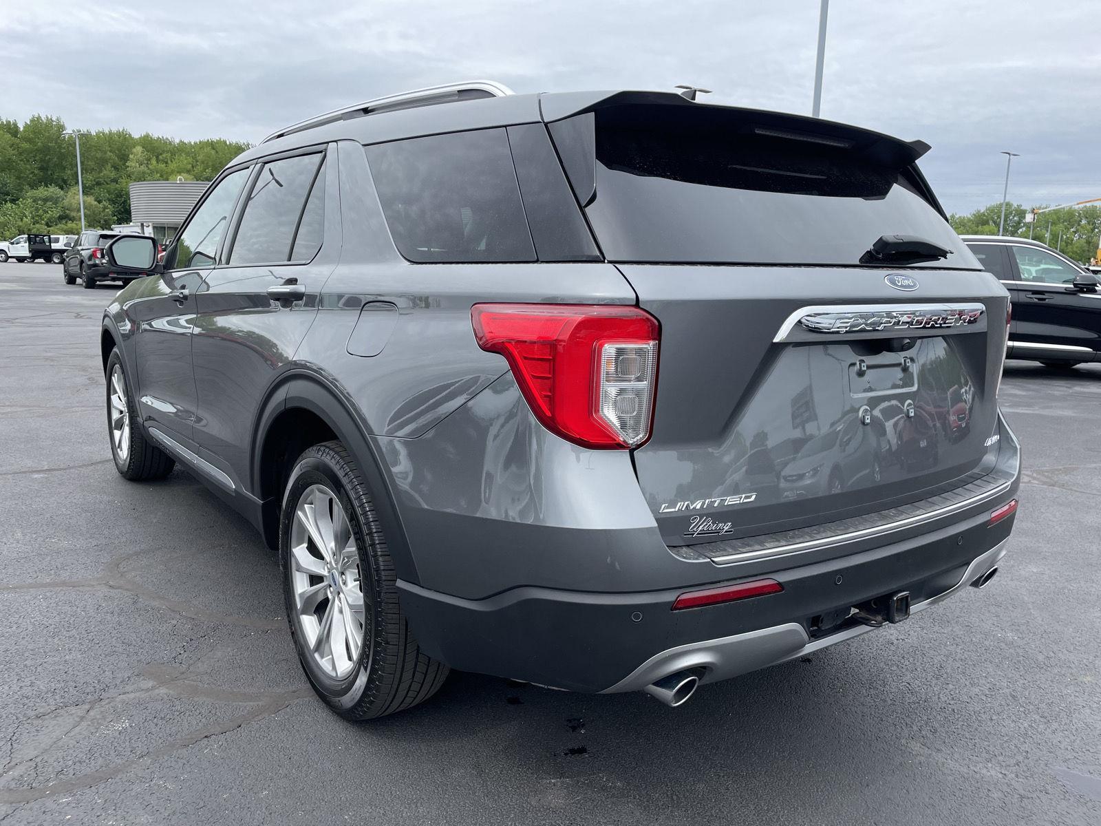 Used 2024 Carbonized Gray Ford Limited image 3