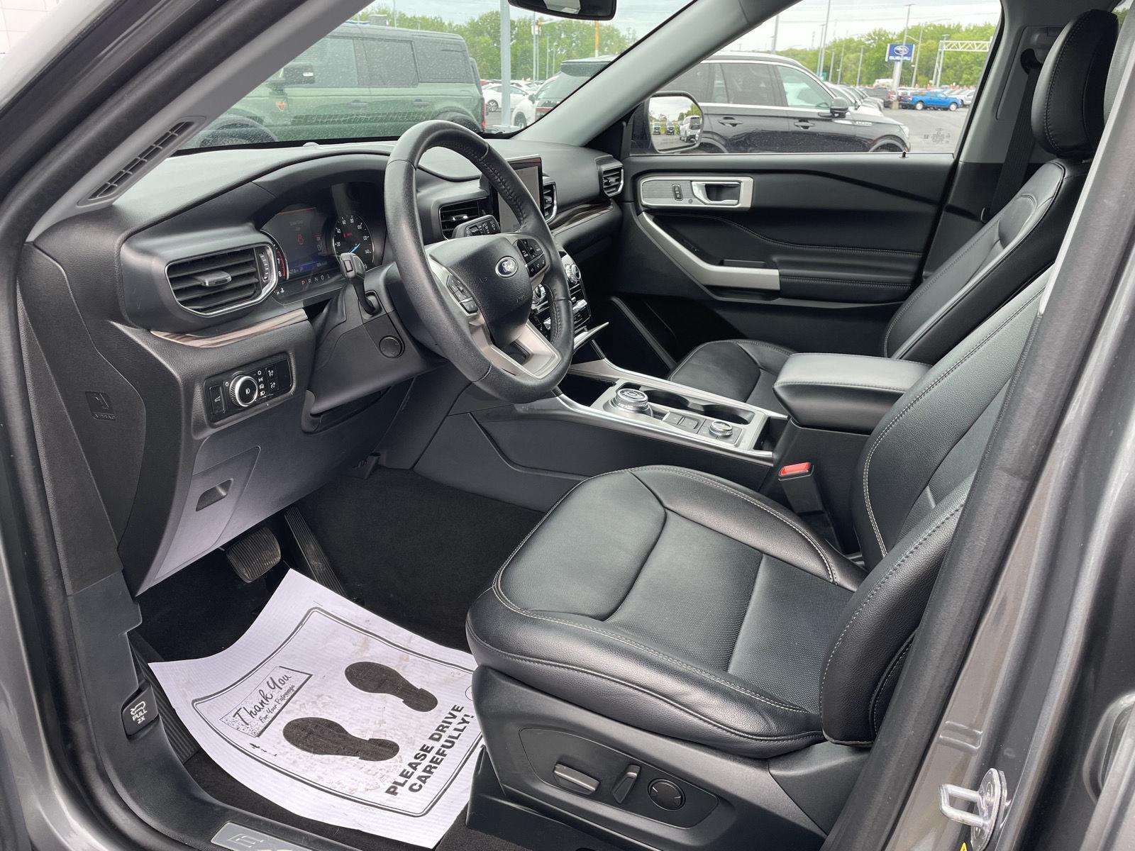 Used 2024 Carbonized Gray Ford Limited image 9