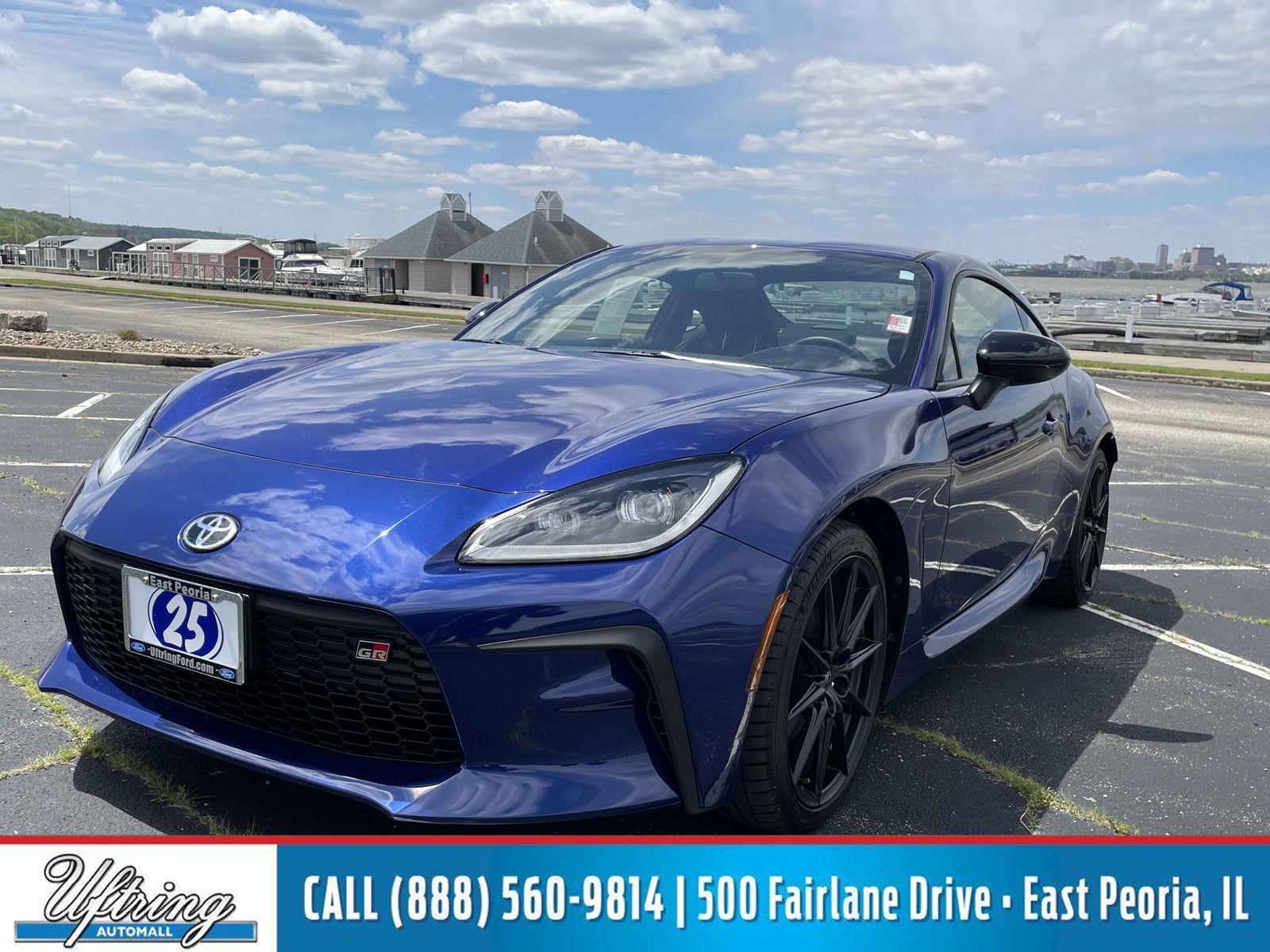 2025 Toyota GR86 Premium RWD