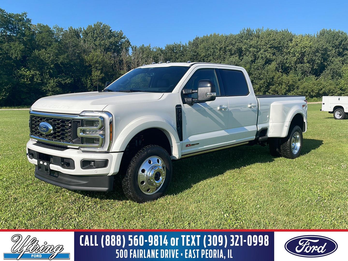 Star White Metallic Tri-Coat 2026 Ford F-450 Super Duty Pickup Truck Four-Wheel Drive Automatic