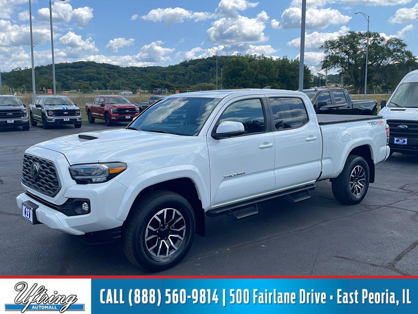 White (Wind Chill Pearl) 2023 Toyota Tacoma Pickup Truck Four-Wheel Drive 6-Speed Automatic
