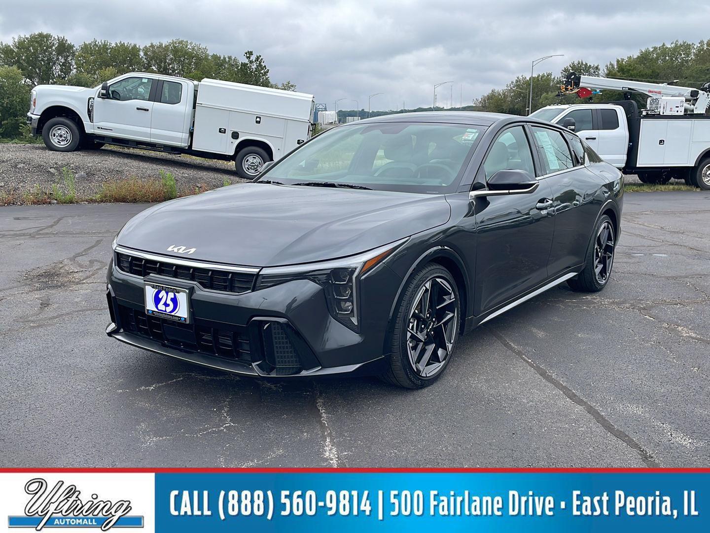 Interstellar Gray 2025 Kia K4 Sedan Front-Wheel Drive Continuously Variable Transmission