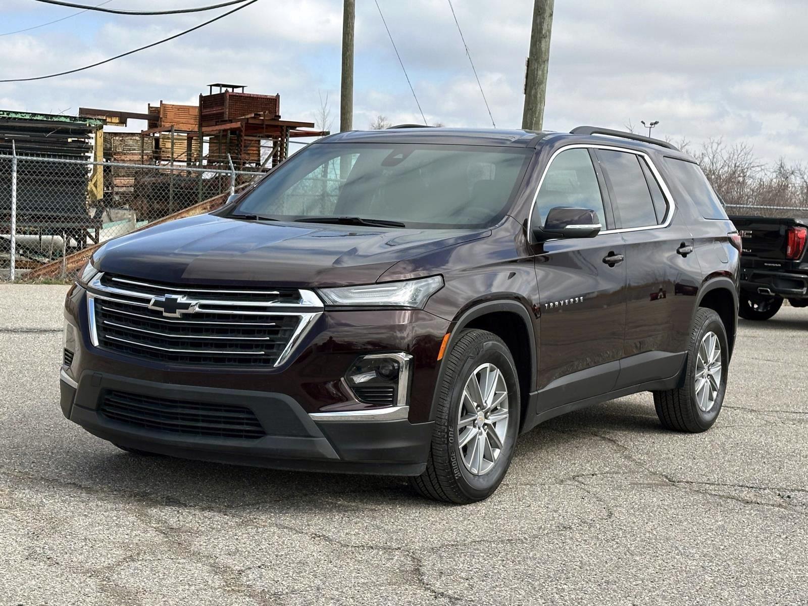 2023 Chevrolet Traverse LT Cloth AWD