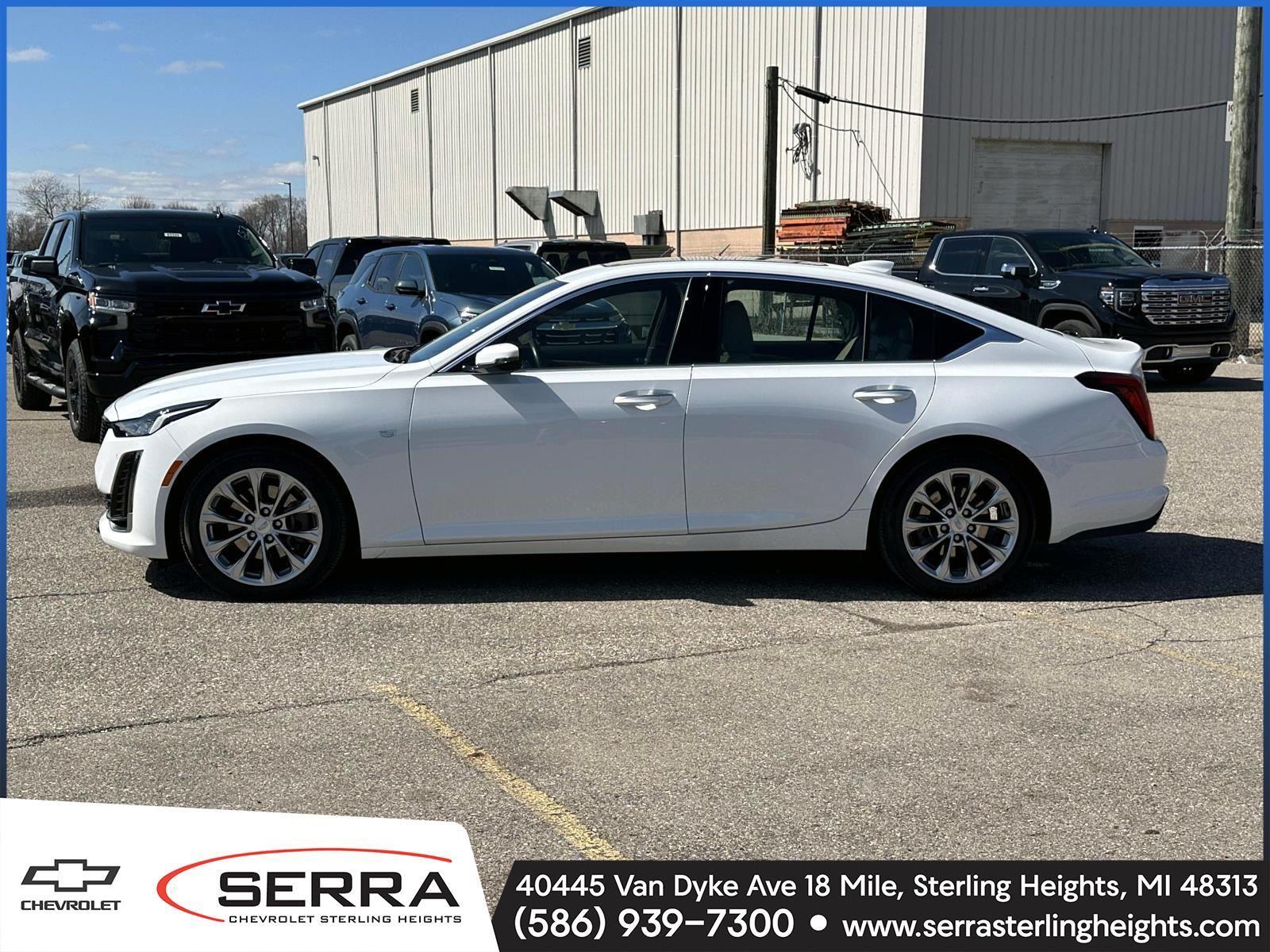 View vehicle photo 2