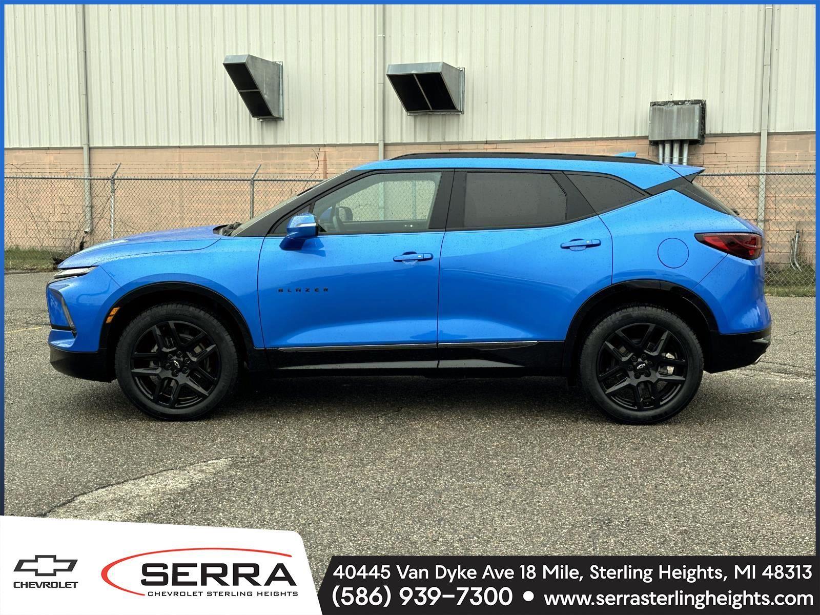 View vehicle photo 2