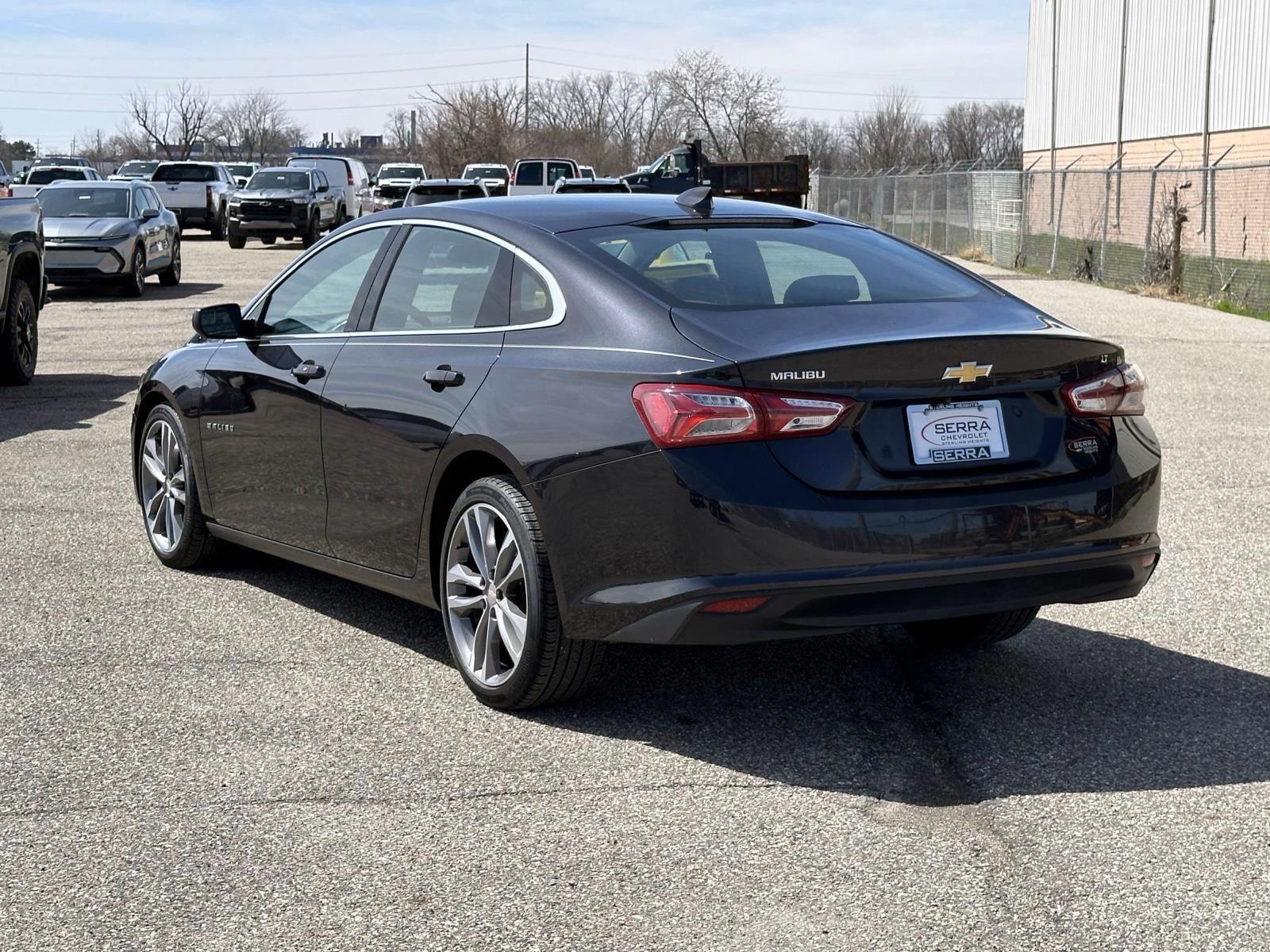 View vehicle photo 3