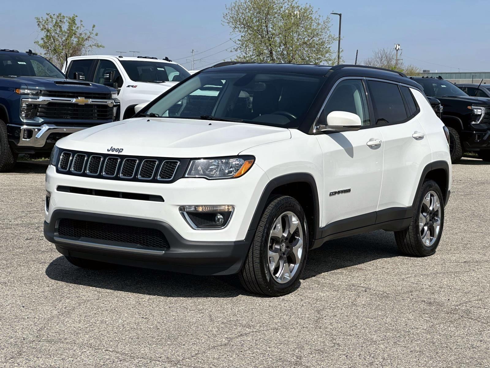 White Clearcoat 2020 Jeep Compass Limited 4WD SUV / Crossover Four-Wheel Drive 9-Speed Automatic