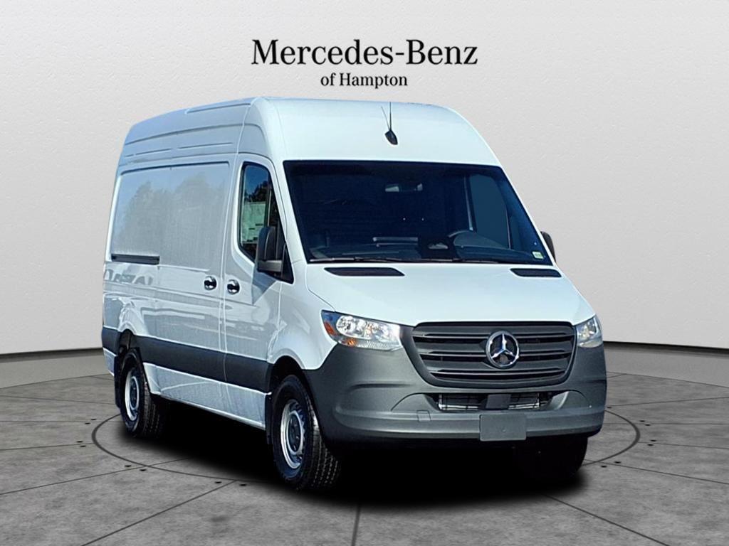 White 2025 Mercedes-Benz Sprinter Cargo 2500 144 RWD Van Rear-Wheel Drive Automatic